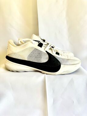 Nike Zoom Freak 5 TB